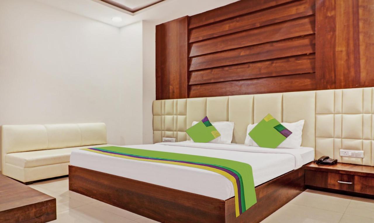 Treebo Trip Supreme Hotel Jhansi Luaran gambar